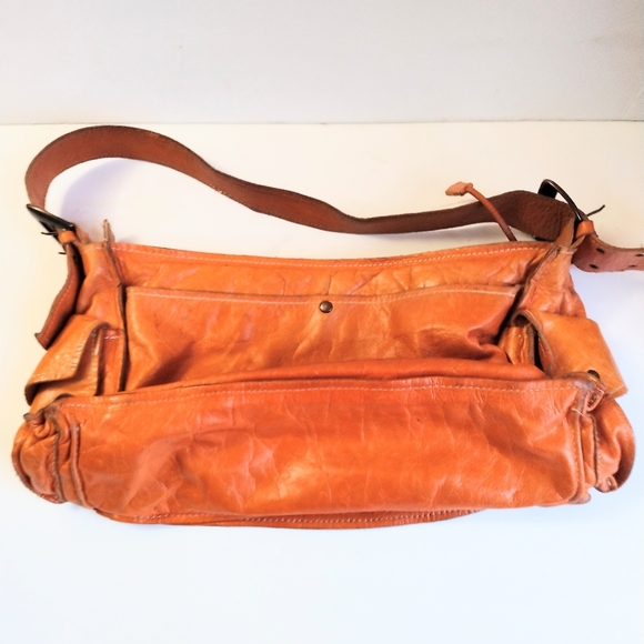 Francesco Biasia Women's Burnt Orange Multi Pocket Italian Leather Hand Bag - Picture 3 of 13